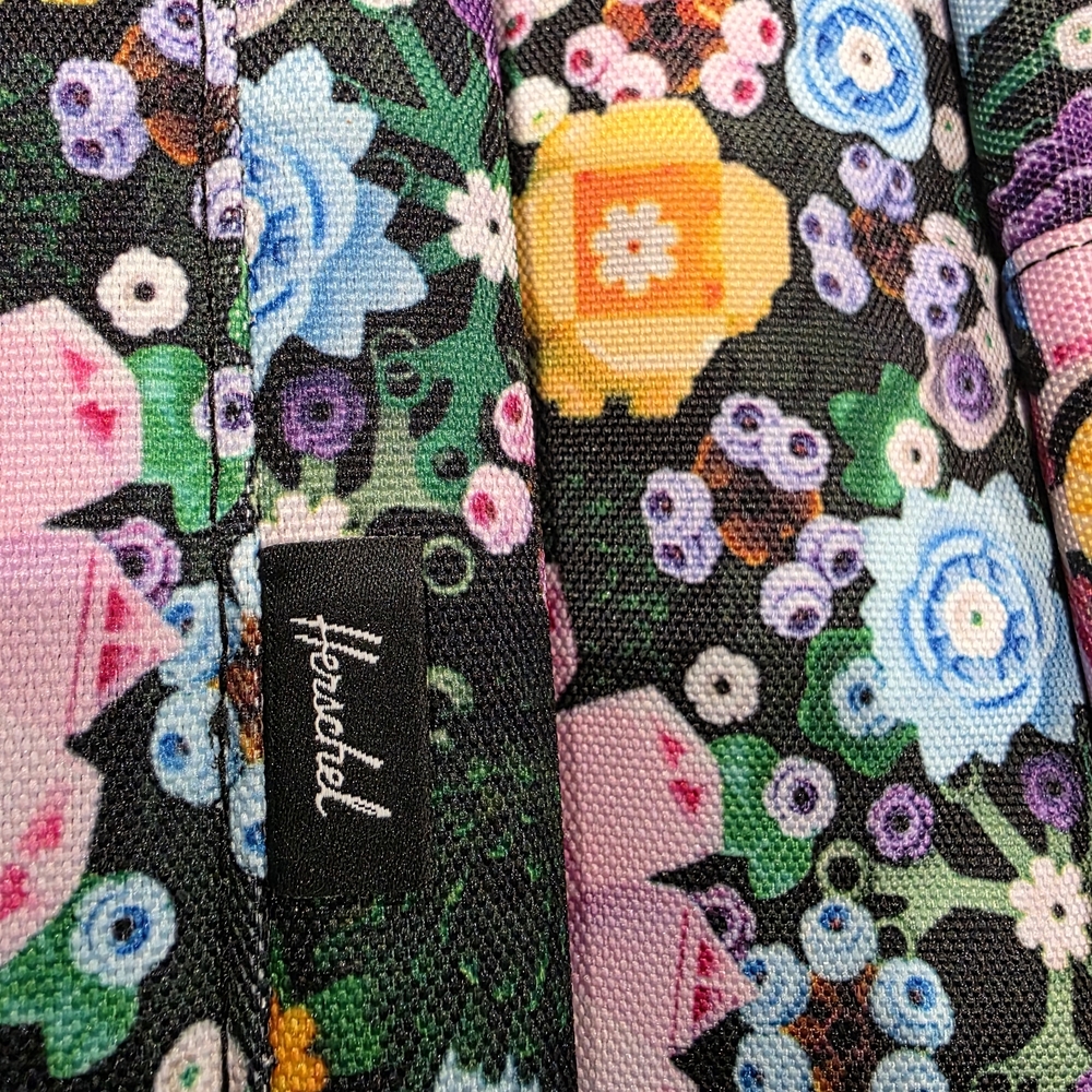Floral Backpack with Multicolor Design - Picture 5 of 8